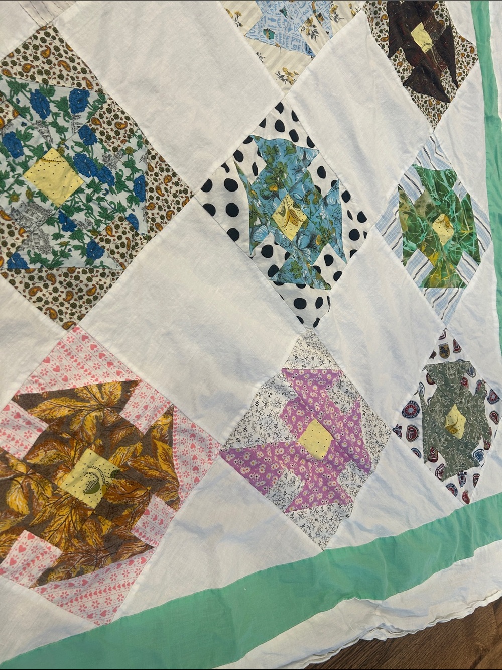 Handmade Patchwork Quilt with Mint Green Border - Picture 3 of 9